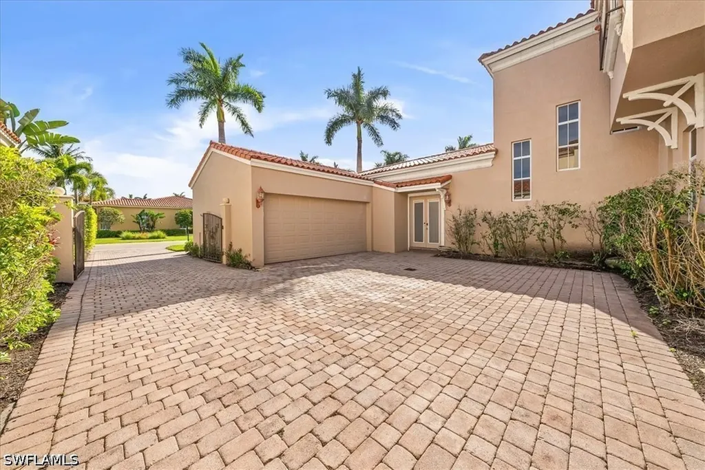 8593 Bellagio Drive Naples FL 34114