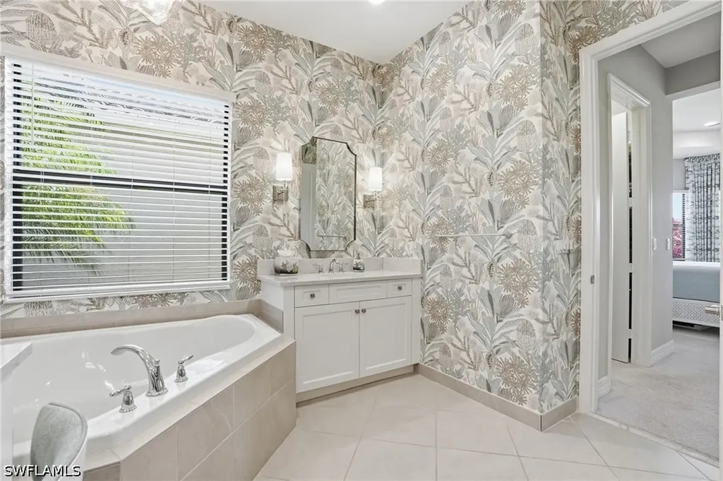 4475 Crimson Avenue Naples FL 34119