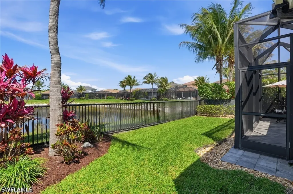 4475 Crimson Avenue Naples FL 34119