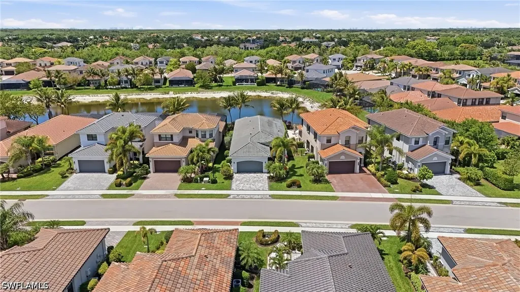 4475 Crimson Avenue Naples FL 34119
