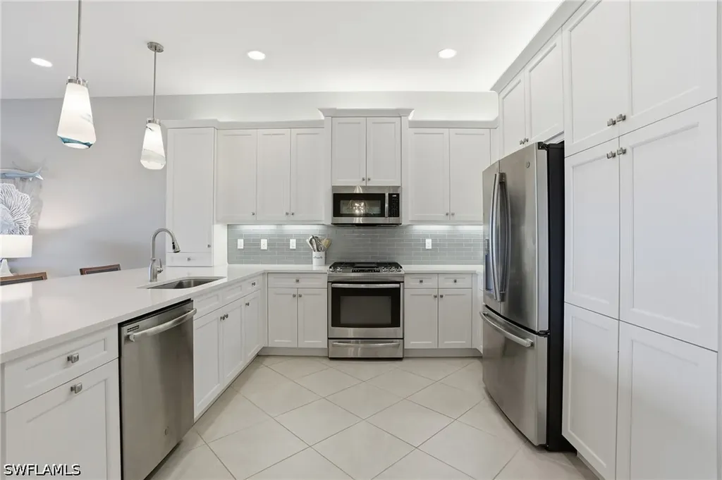4475 Crimson Avenue Naples FL 34119