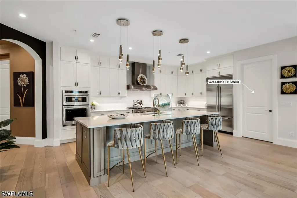 Naples FL, 16336 Corsica Way, Unit 201