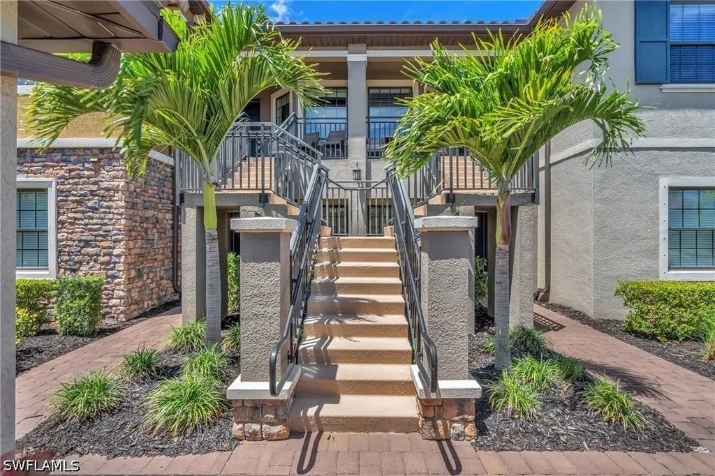 9403 Pocida Court Naples FL 34119