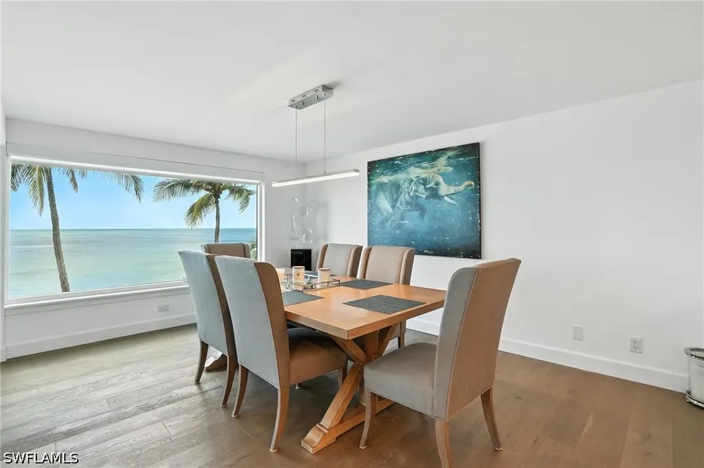 9517 Gulf Shore Drive Naples FL 34108