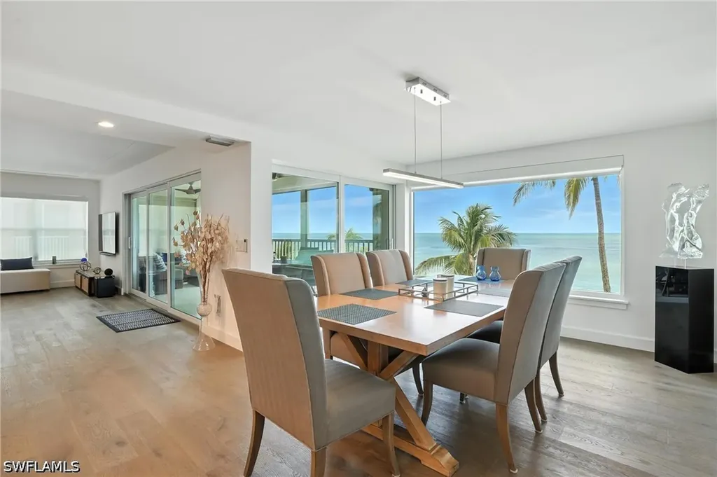 9517 Gulf Shore Drive Naples FL 34108