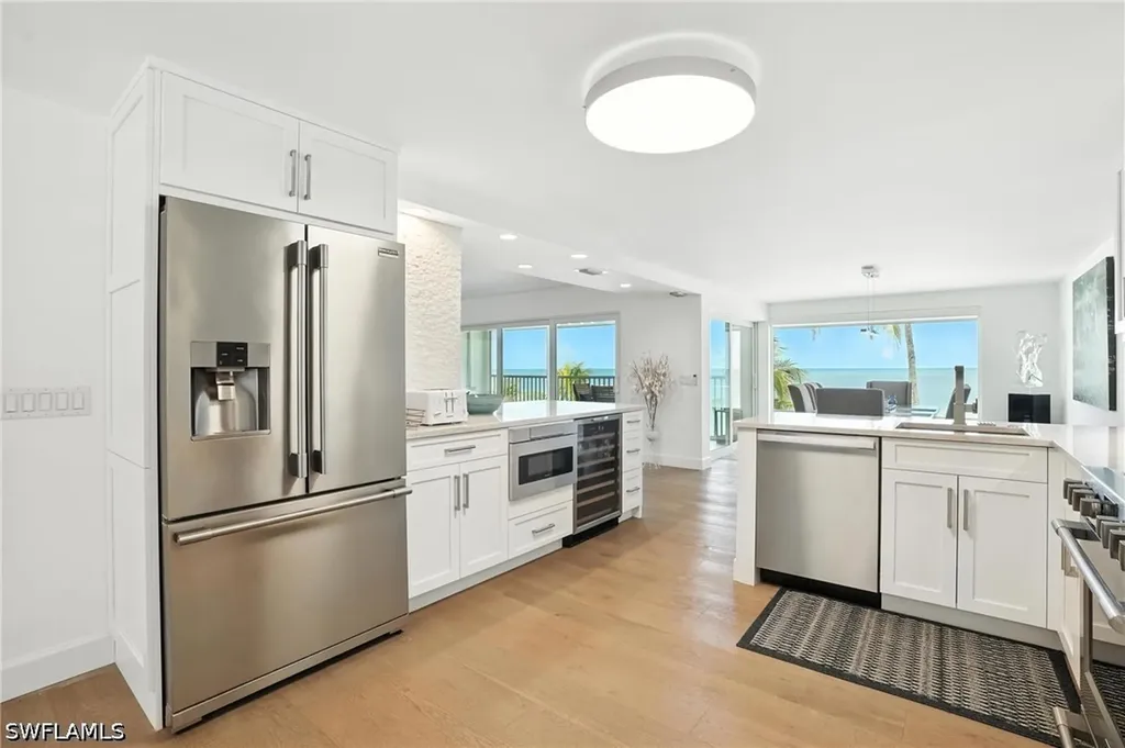 9517 Gulf Shore Drive Naples FL 34108