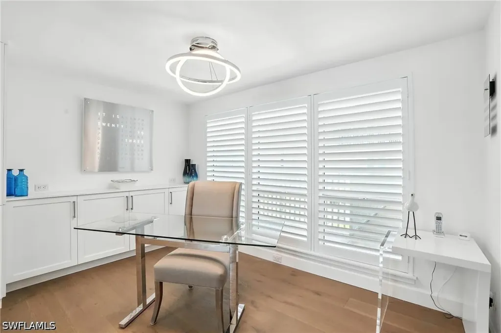 9517 Gulf Shore Drive Naples FL 34108