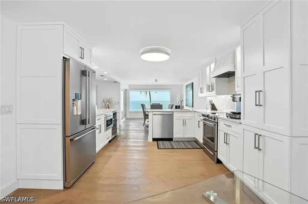 9517 Gulf Shore Drive Naples FL 34108