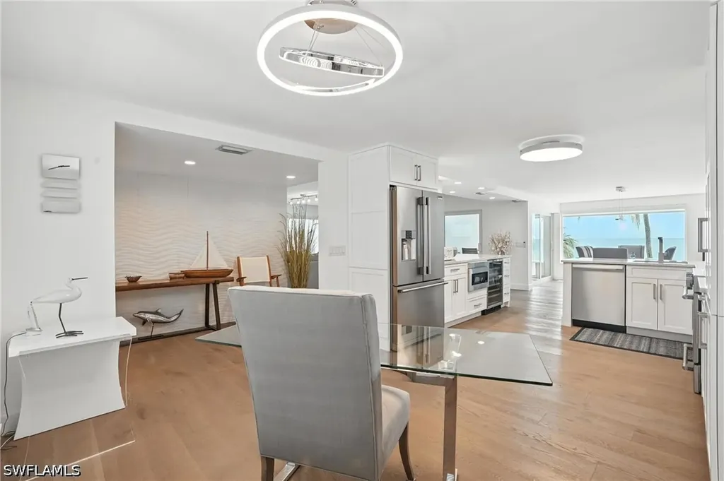 9517 Gulf Shore Drive Naples FL 34108