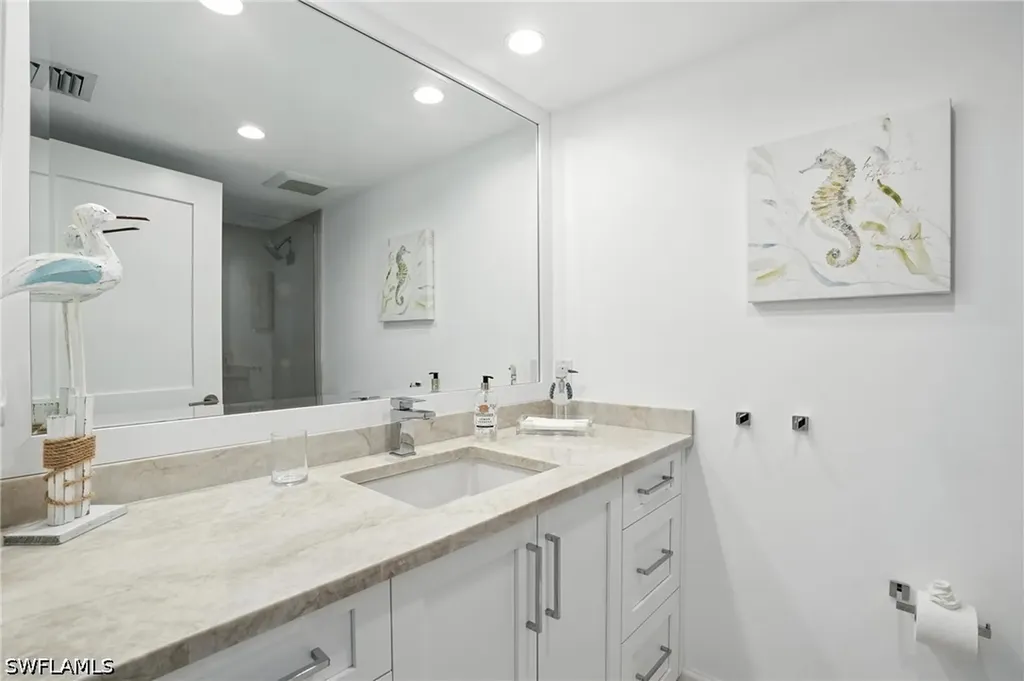 9517 Gulf Shore Drive Naples FL 34108