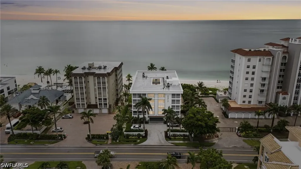 9517 Gulf Shore Drive Naples FL 34108