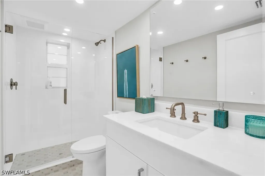 9517 Gulf Shore Drive Naples FL 34108