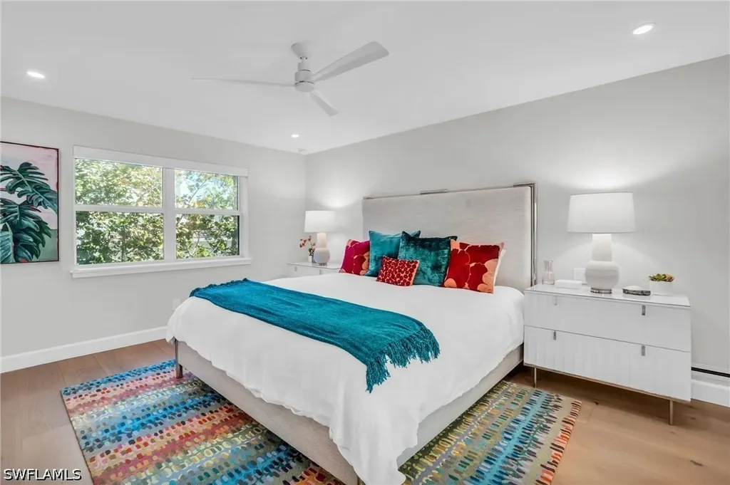 9517 Gulf Shore Drive Naples FL 34108