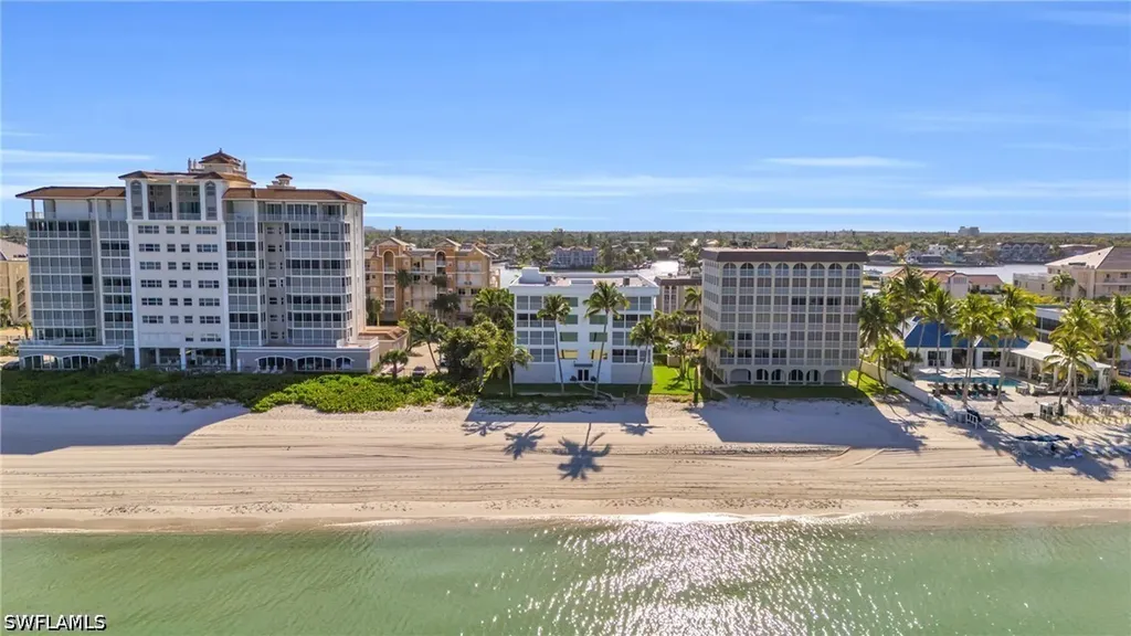 9517 Gulf Shore Drive Naples FL 34108