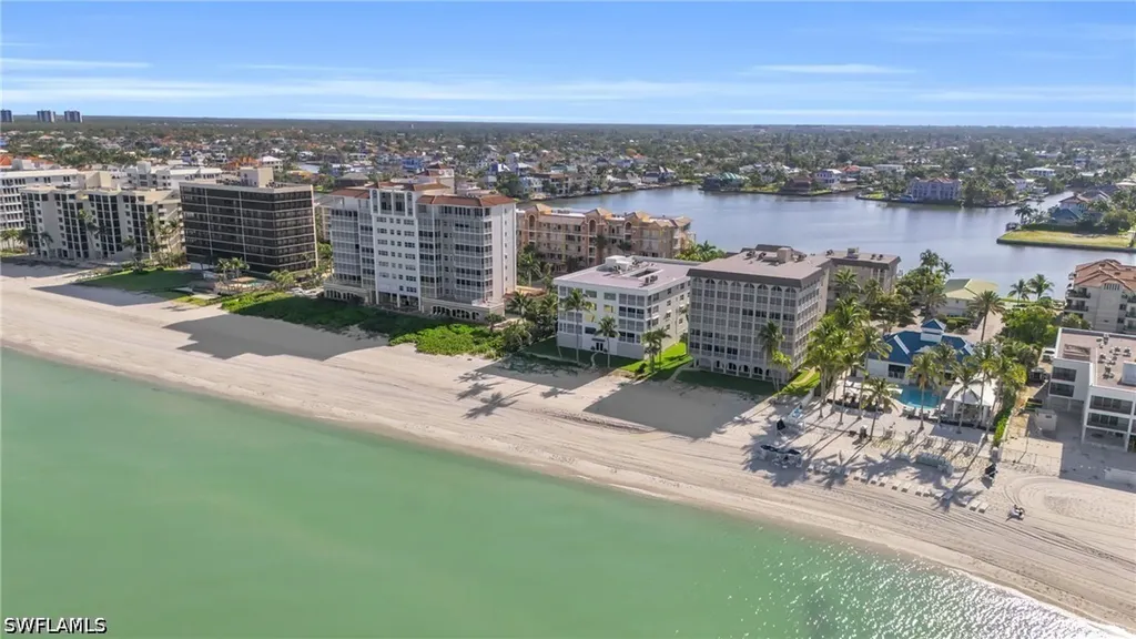 9517 Gulf Shore Drive Naples FL 34108