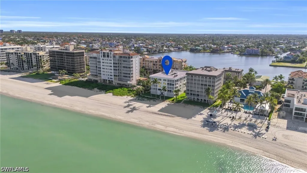 9517 Gulf Shore Drive Naples FL 34108