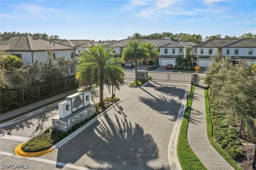 4274 Sonoma Oaks Circle Naples FL 34119