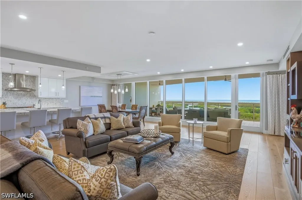 13925 Old Coast Road Naples FL 34110