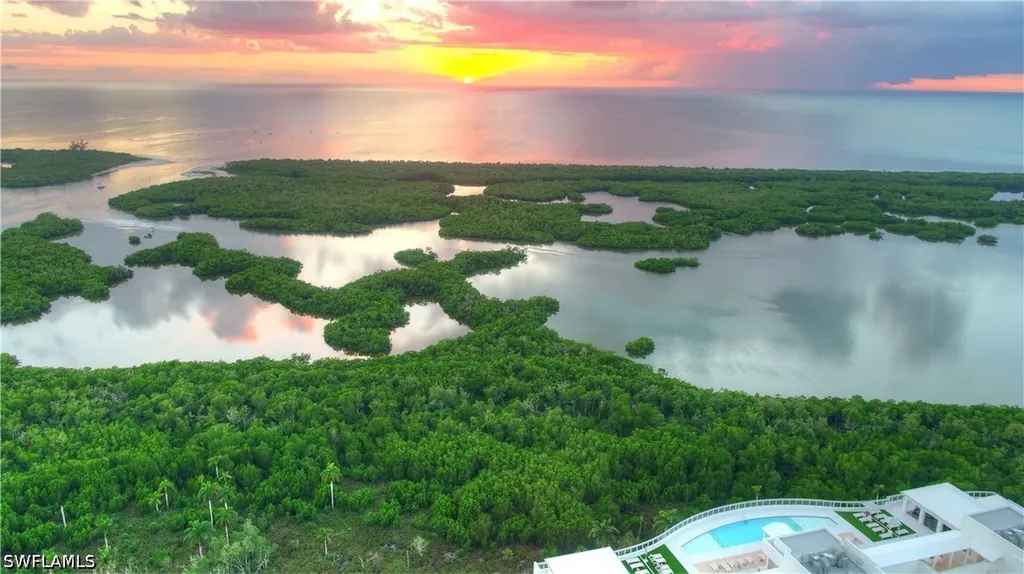 13925 Old Coast Road Naples FL 34110