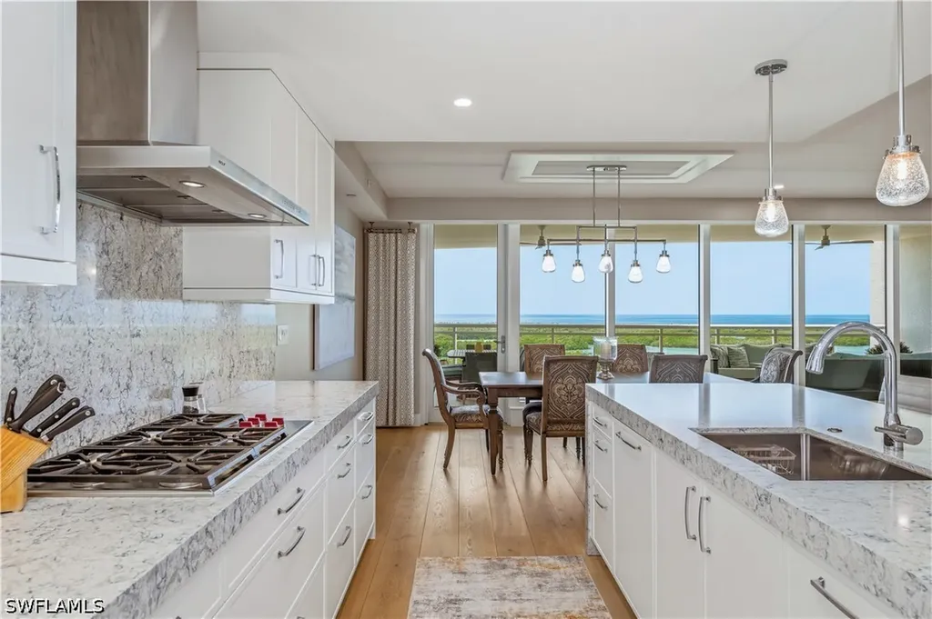 13925 Old Coast Road Naples FL 34110
