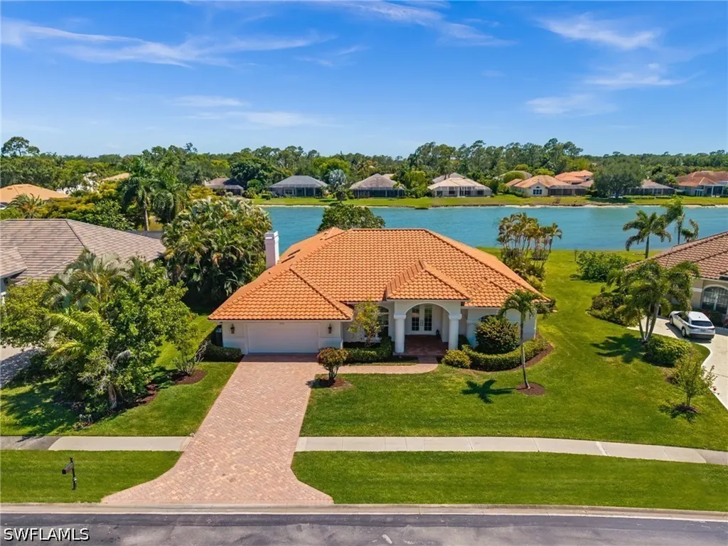 2092 Imperial Circle Naples FL 34110