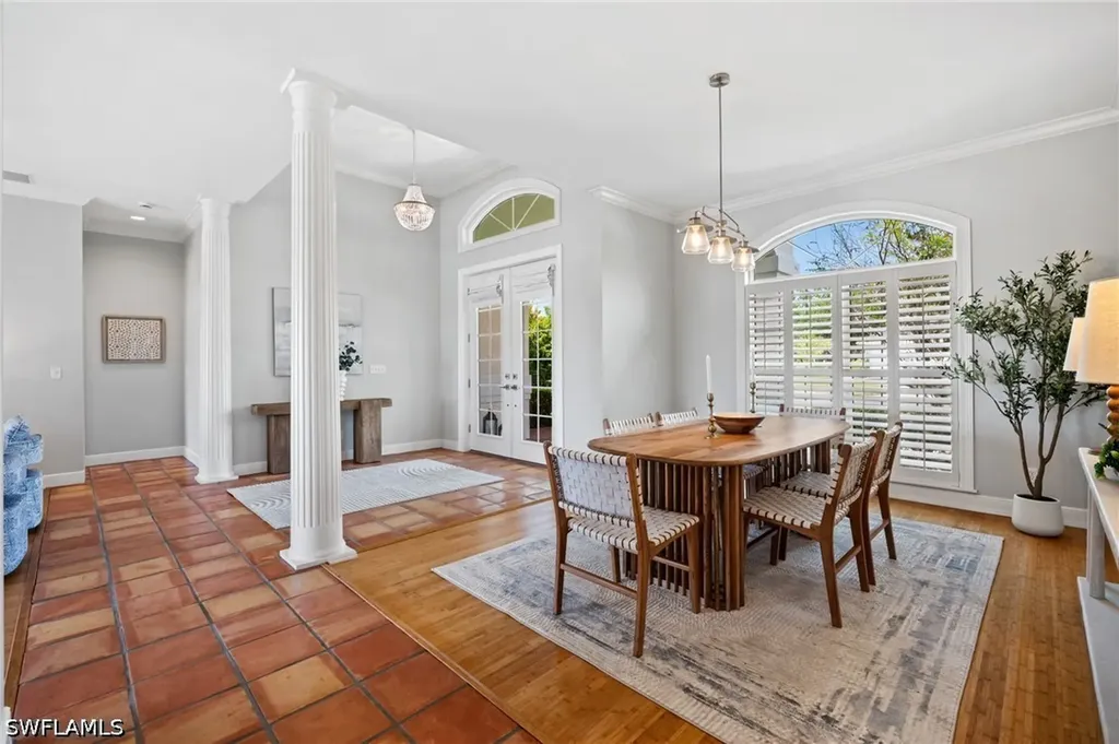 2092 Imperial Circle Naples FL 34110