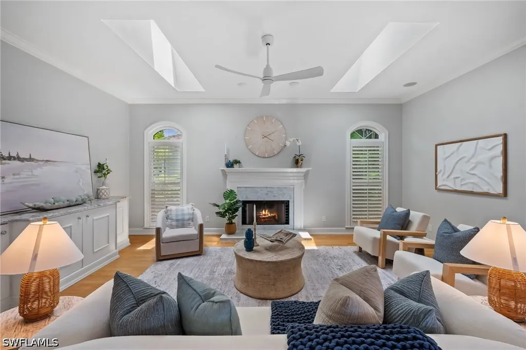 2092 Imperial Circle Naples FL 34110