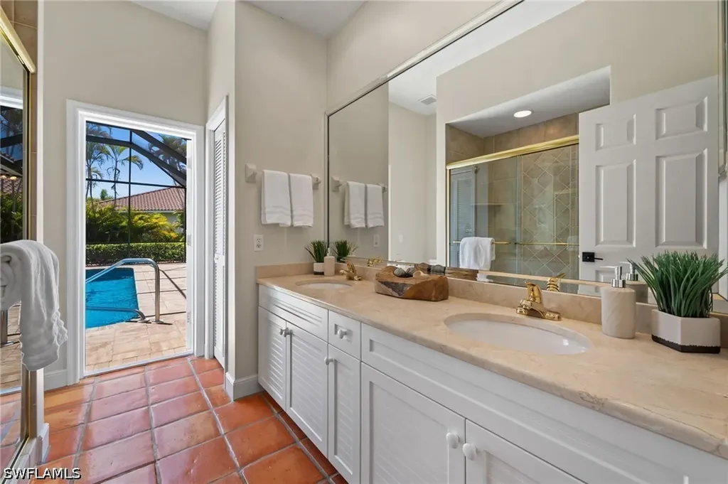 2092 Imperial Circle Naples FL 34110