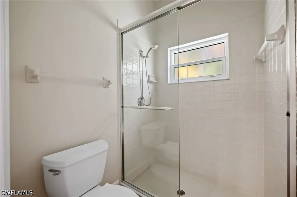 2092 Imperial Circle Naples FL 34110