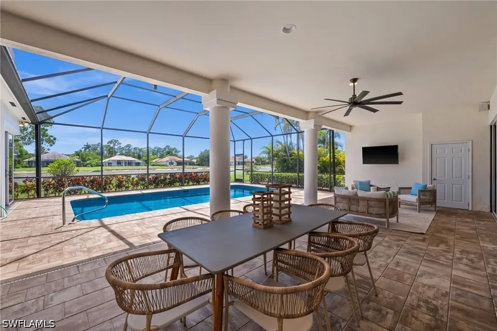 2092 Imperial Circle Naples FL 34110
