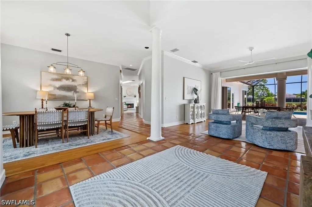 2092 Imperial Circle Naples FL 34110