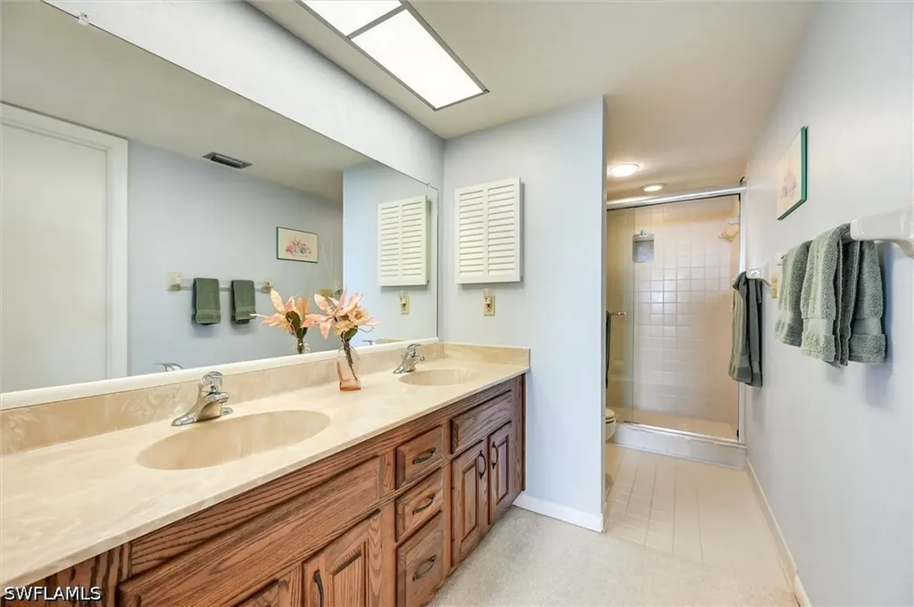 17 Bluebill Avenue Naples FL 34108