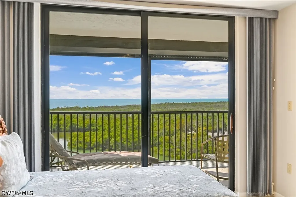 17 Bluebill Avenue Naples FL 34108