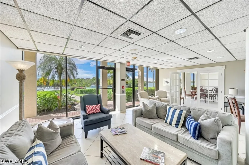 17 Bluebill Avenue Naples FL 34108