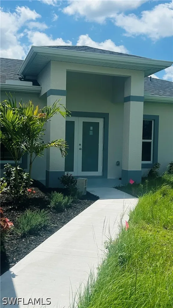 4668 47th Avenue NE Naples FL 34120