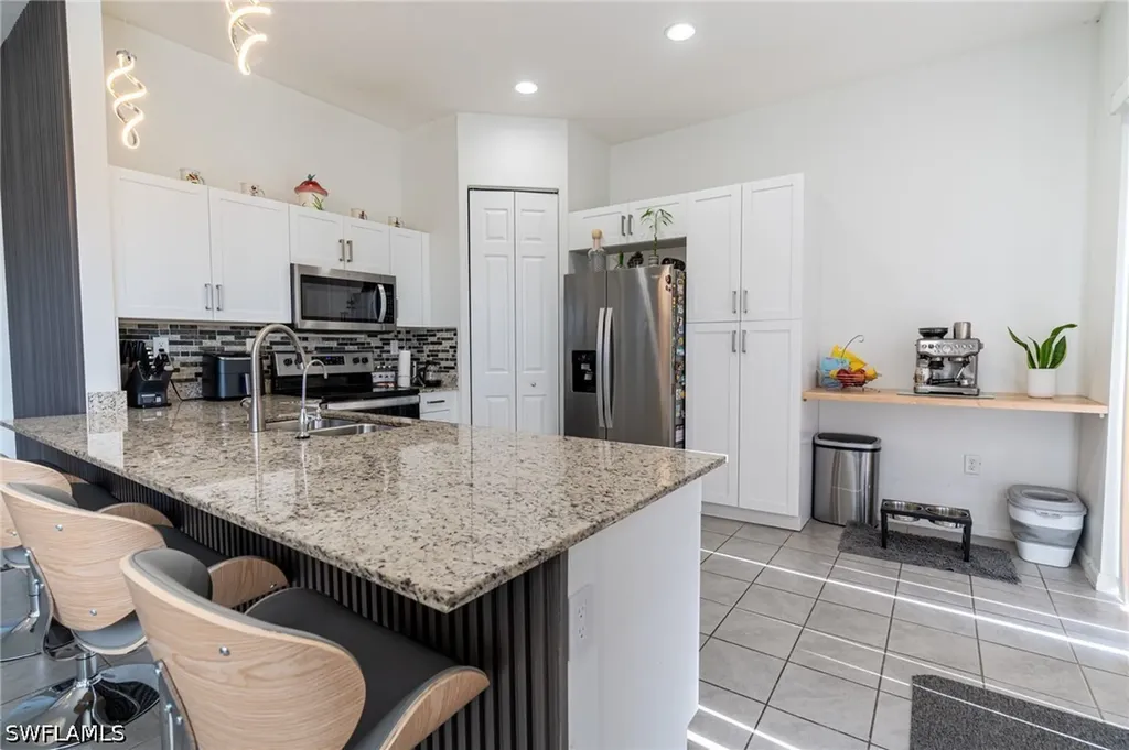 8956 Madrid Circle Naples FL 34104