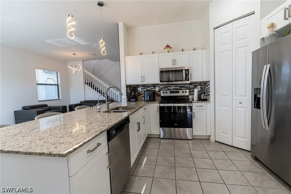 8956 Madrid Circle Naples FL 34104