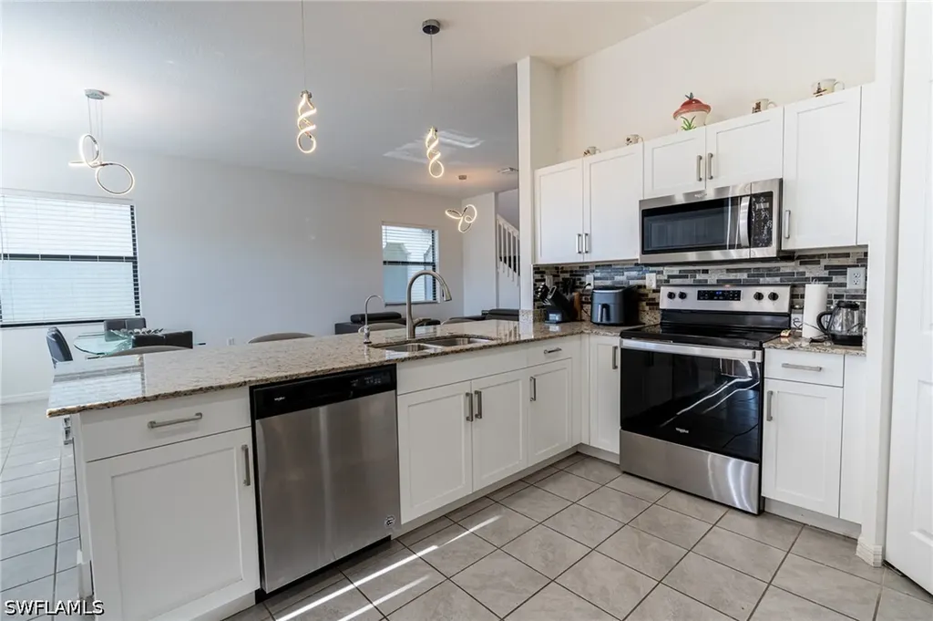 8956 Madrid Circle Naples FL 34104