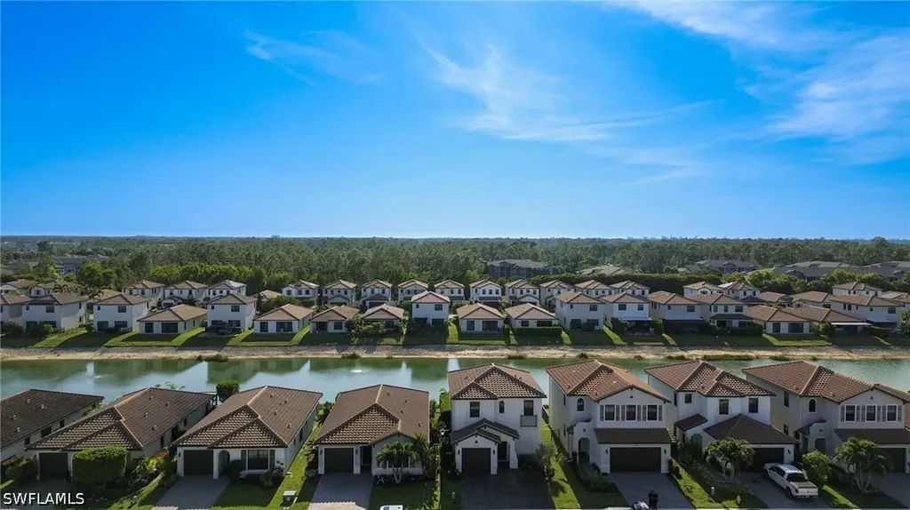 8956 Madrid Circle Naples FL 34104