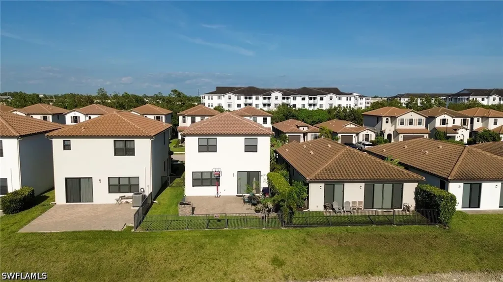 8956 Madrid Circle Naples FL 34104