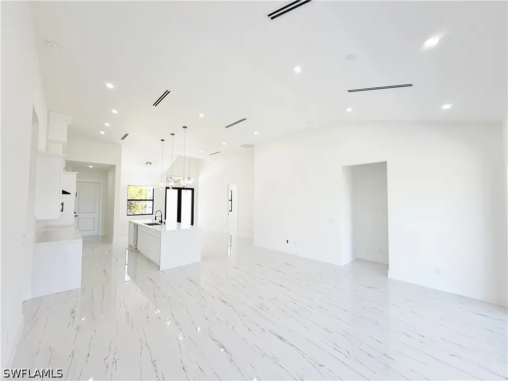 1126 Crestwood Street E Lehigh Acres FL 33974