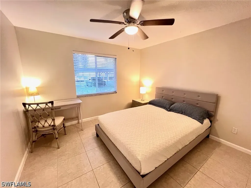 1051 Eastham Way Naples FL 34104