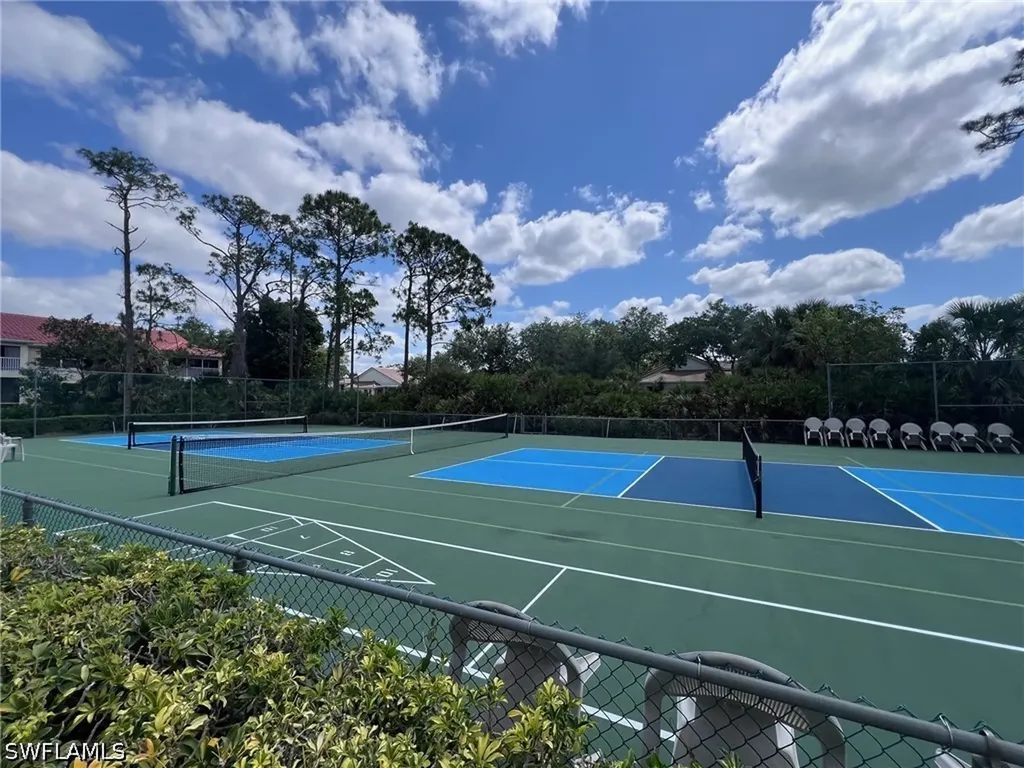 1051 Eastham Way Naples FL 34104