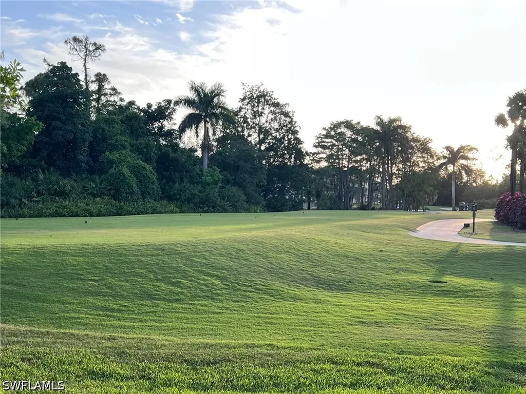 1051 Eastham Way Naples FL 34104