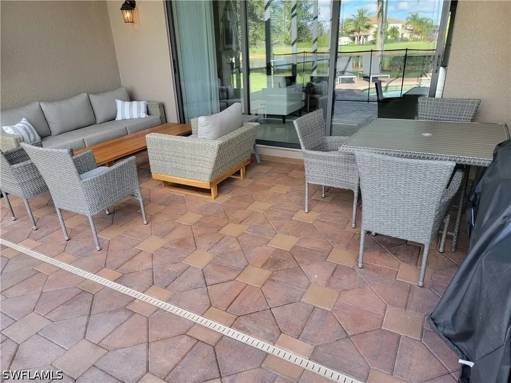 3279 Tahoe Court Naples FL 34119