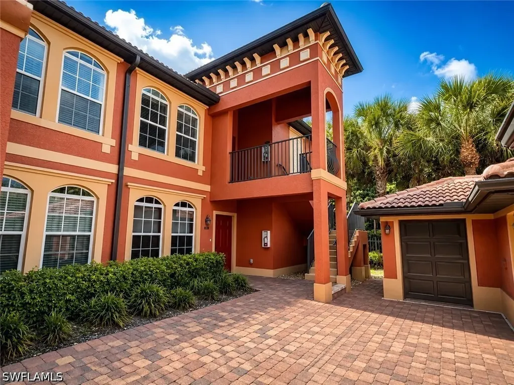 10020 Heather Lane Naples FL 34119
