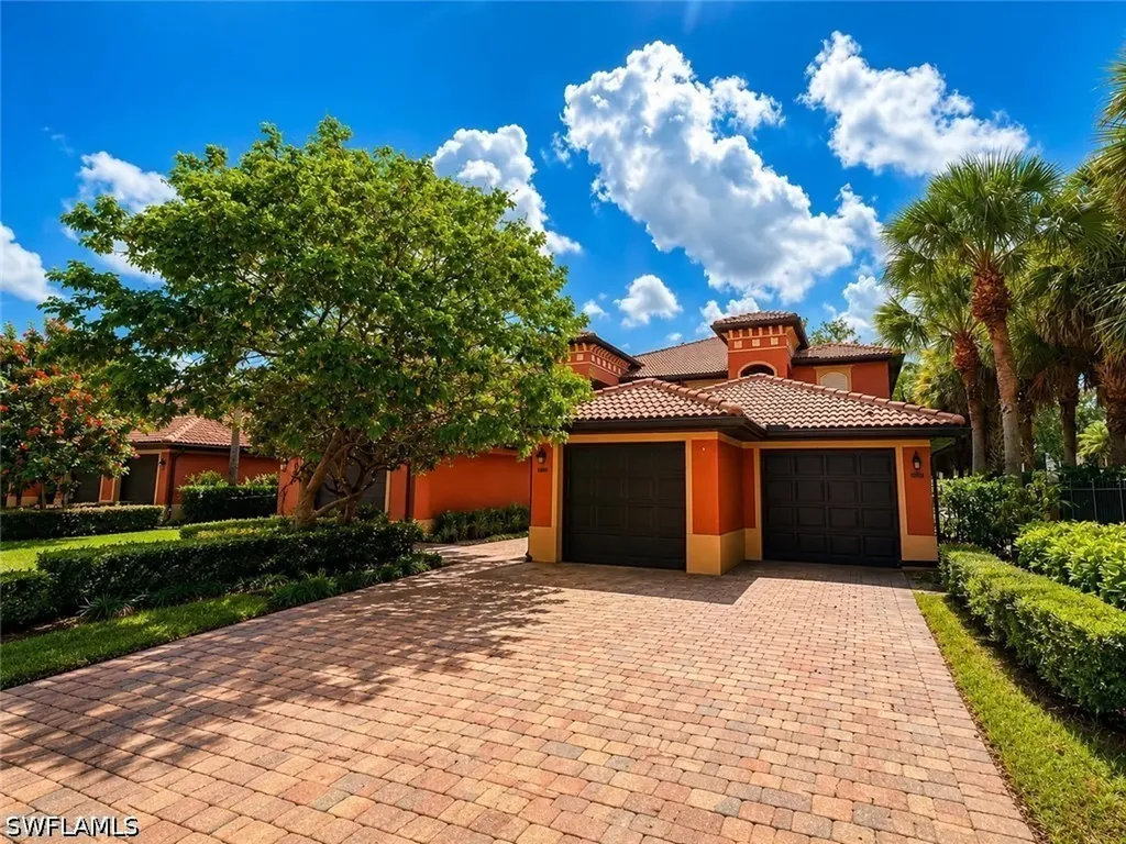 10020 Heather Lane Naples FL 34119