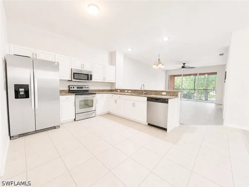 10020 Heather Lane Naples FL 34119