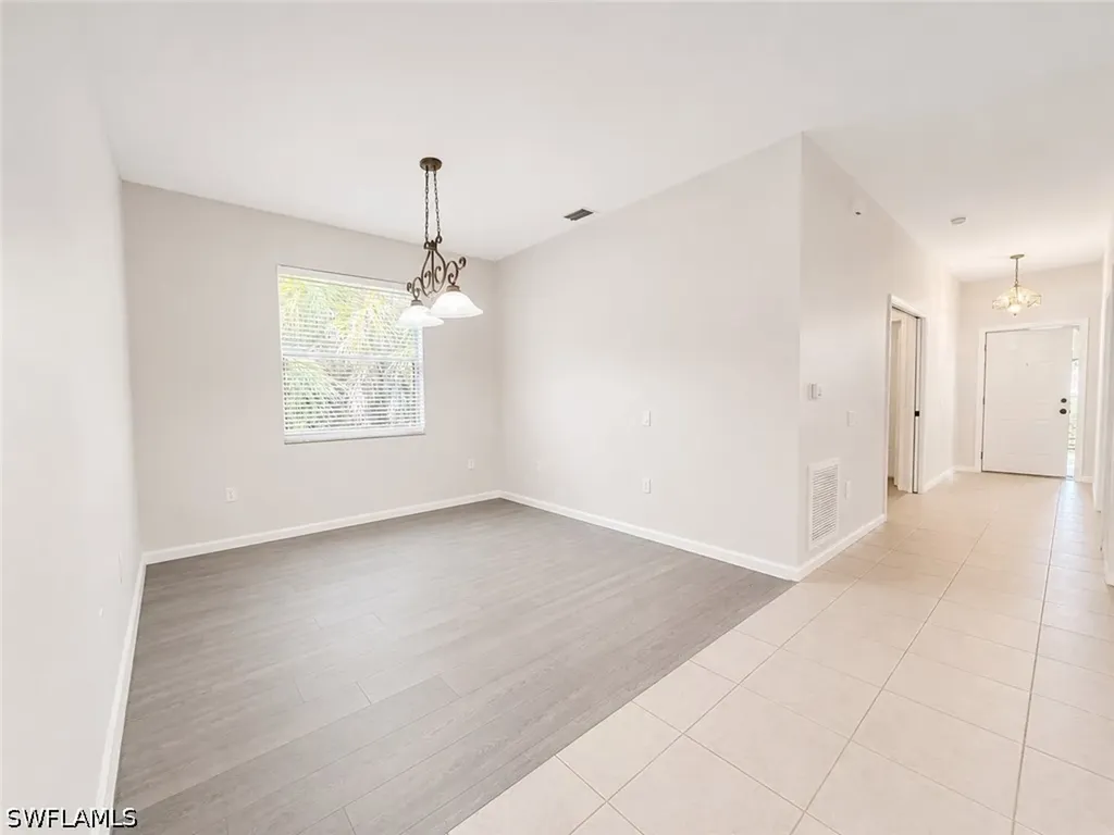 10020 Heather Lane Naples FL 34119