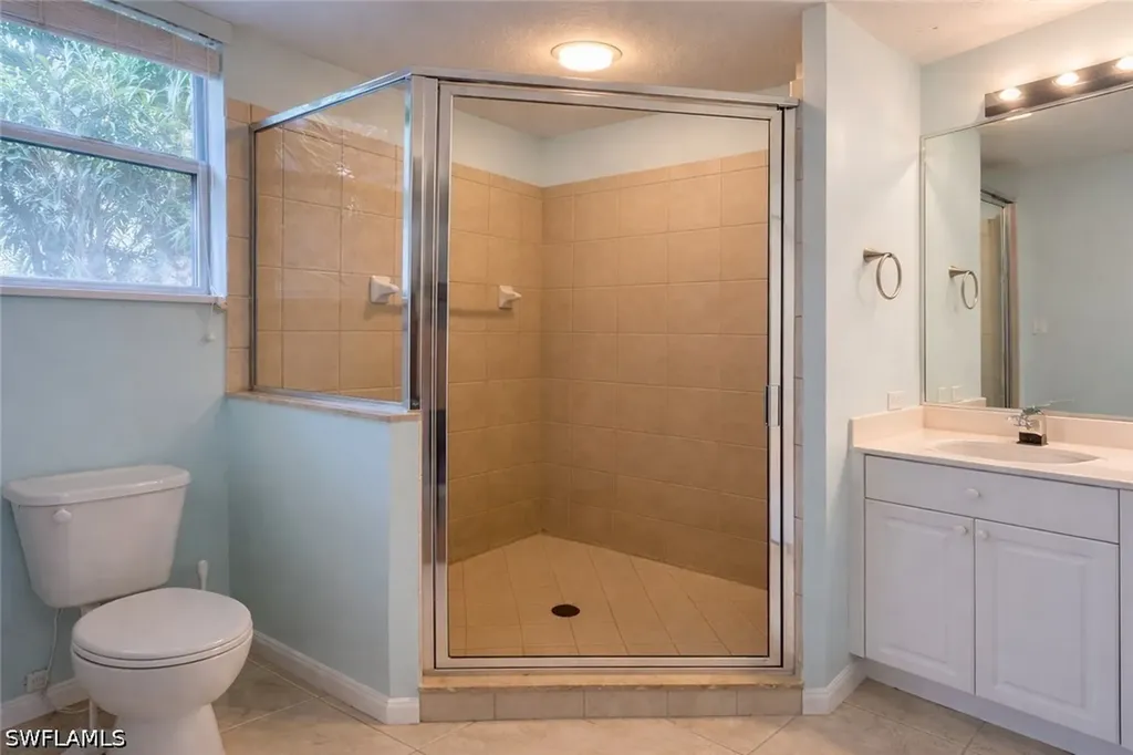 10020 Heather Lane Naples FL 34119